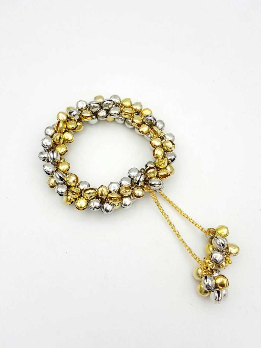 BRACELET in CHECKERED POLKI Style | Design - 18031