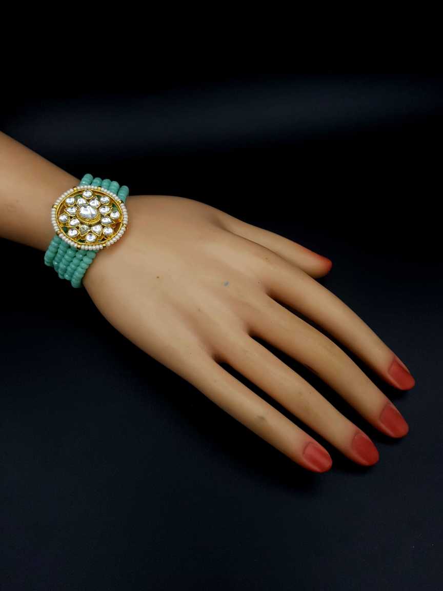 kundan-bracelet-BRKU19181TQHG