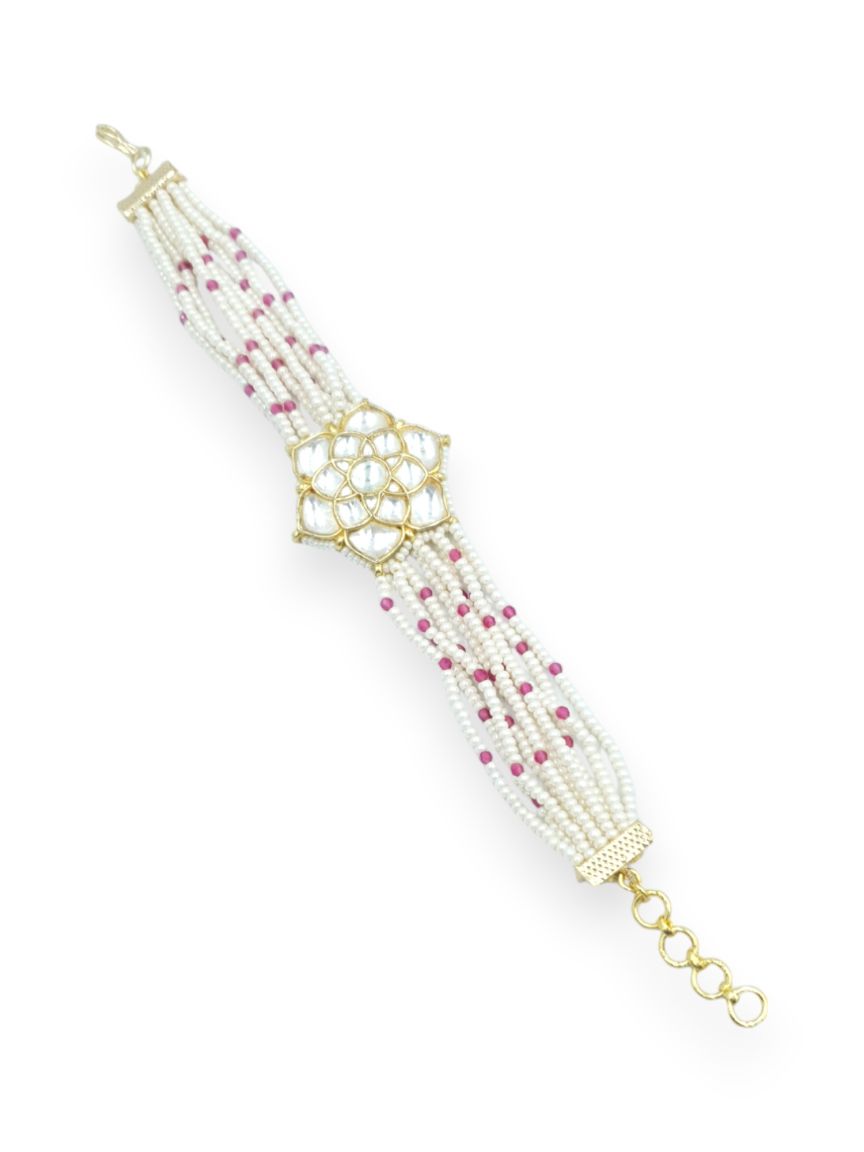 kundan-bracelet-BRKU23367RNHG