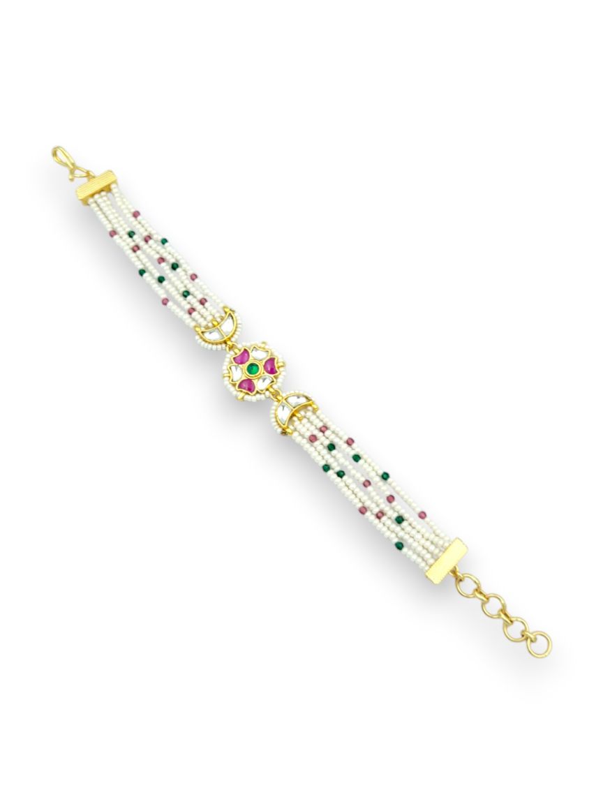 kundan-bracelet-BRKU24234GNRNCLHG