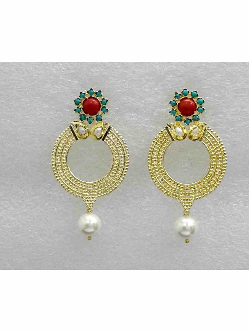 boutique-earring-ERBQ14168CRTQHG