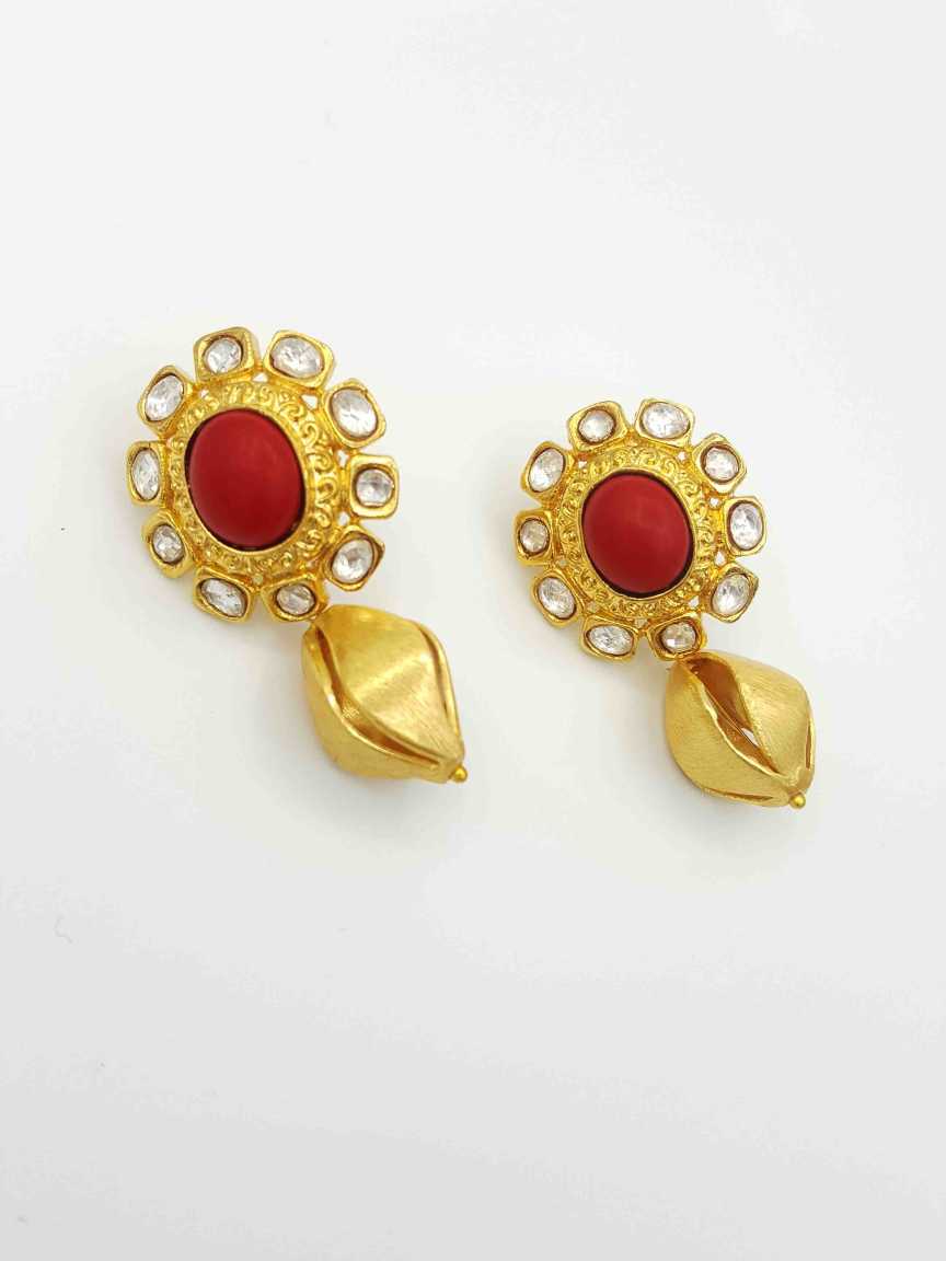 boutique-earring-ERBQ17519CRHG
