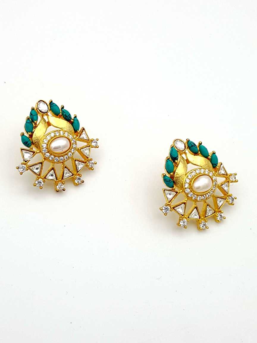 boutique-earring-ERBQ17655TQHG
