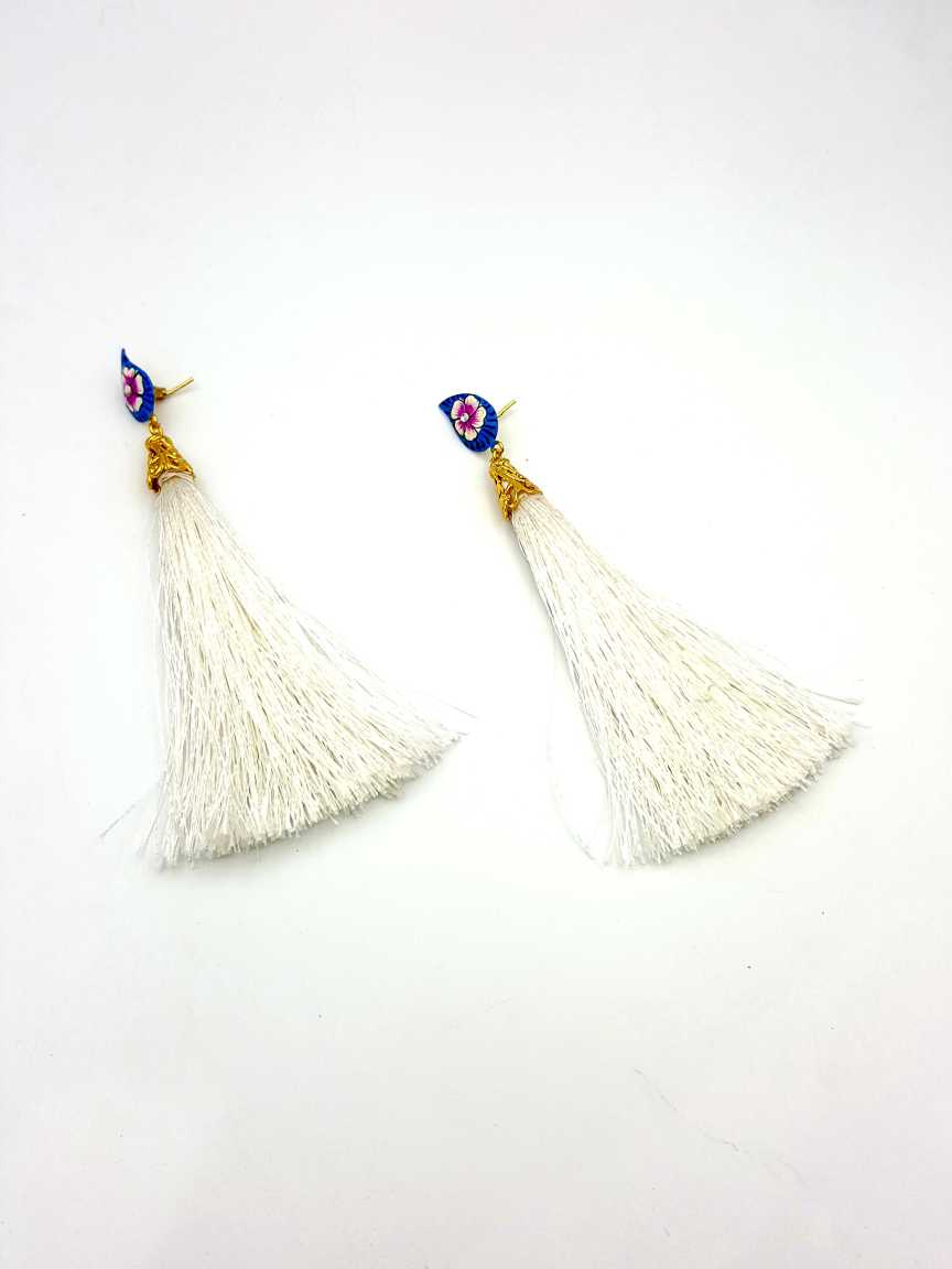 boutique-earring-ERBQ17766BLWHHG