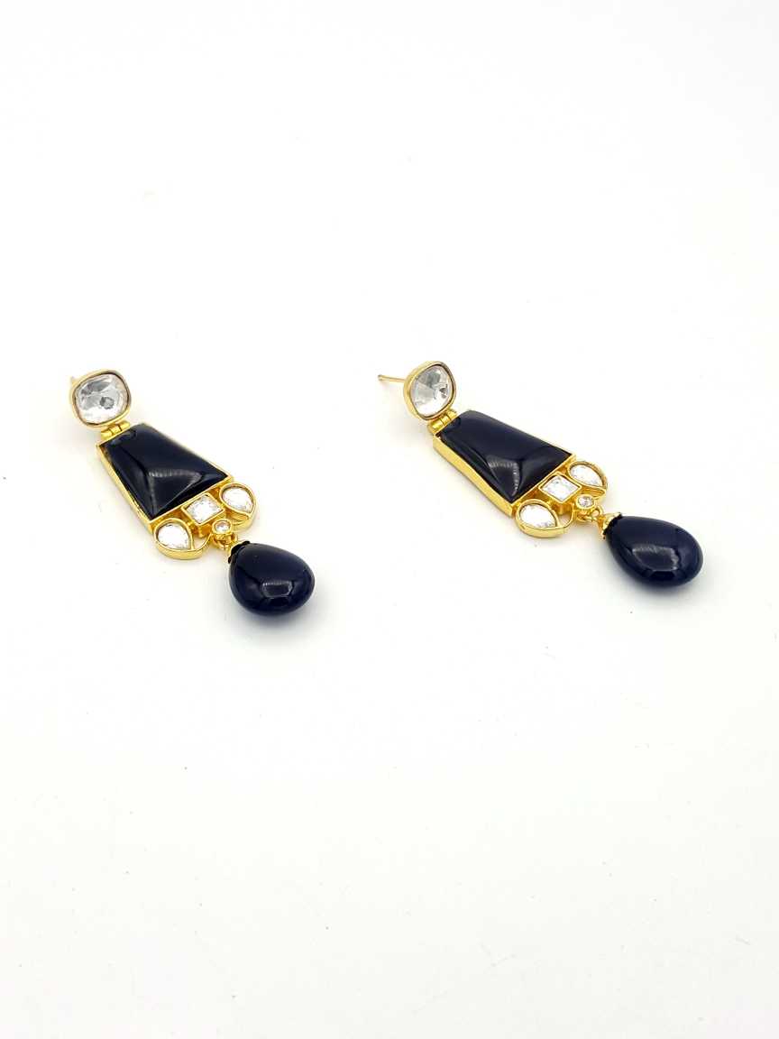 EARRING in BOUTIQUE Style | Design - 17908