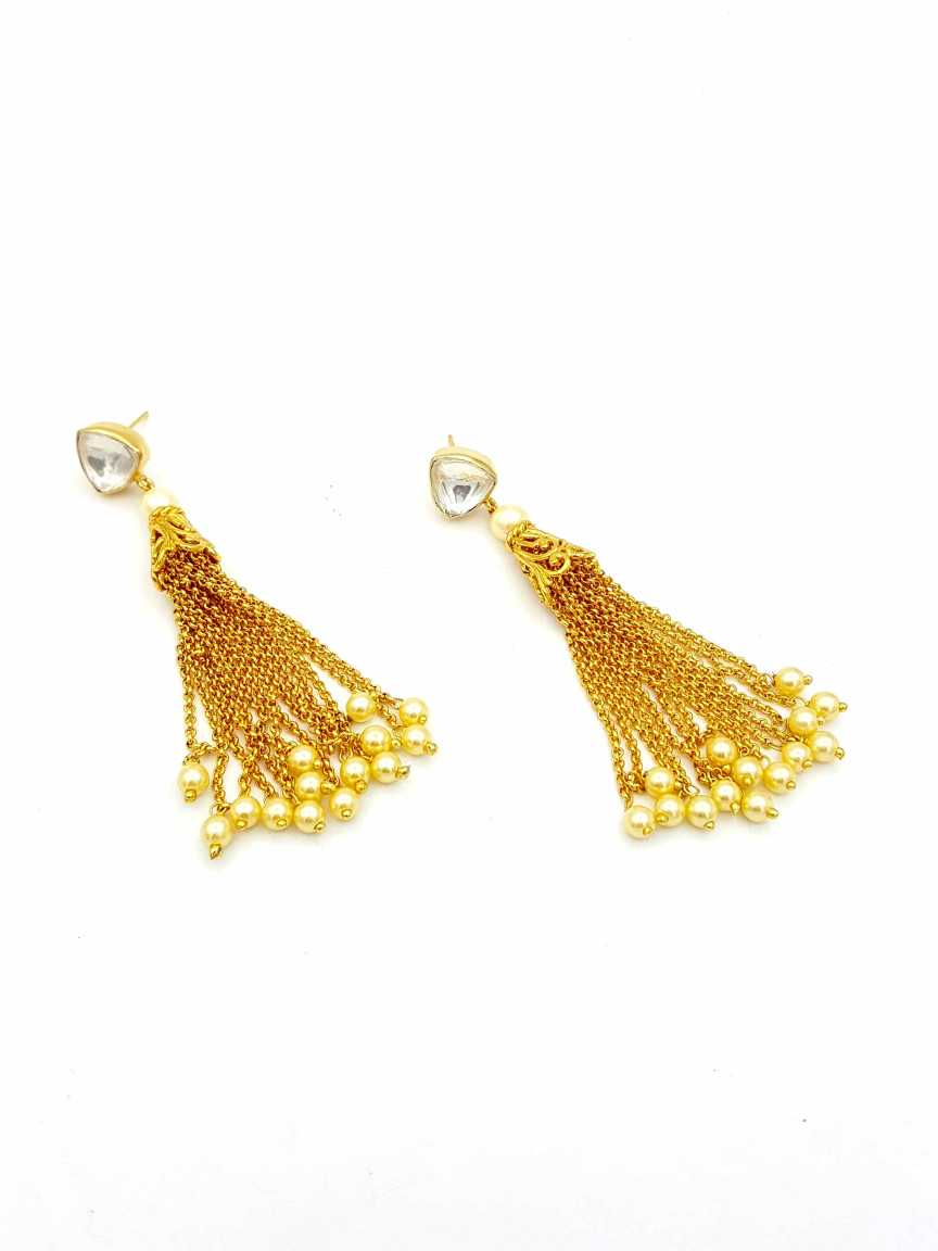 EARRING in BOUTIQUE Style | Design - 18212