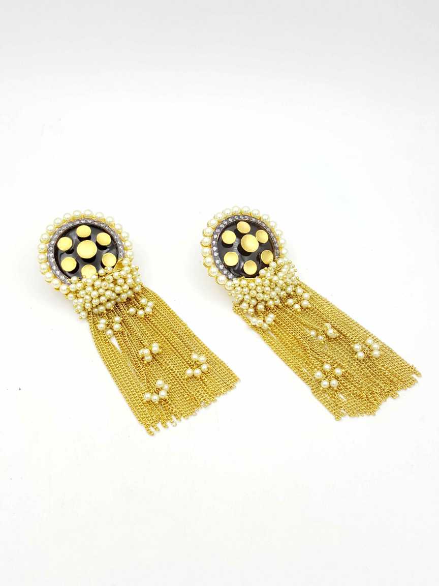 EARRING in BOUTIQUE Style | Design - 18456