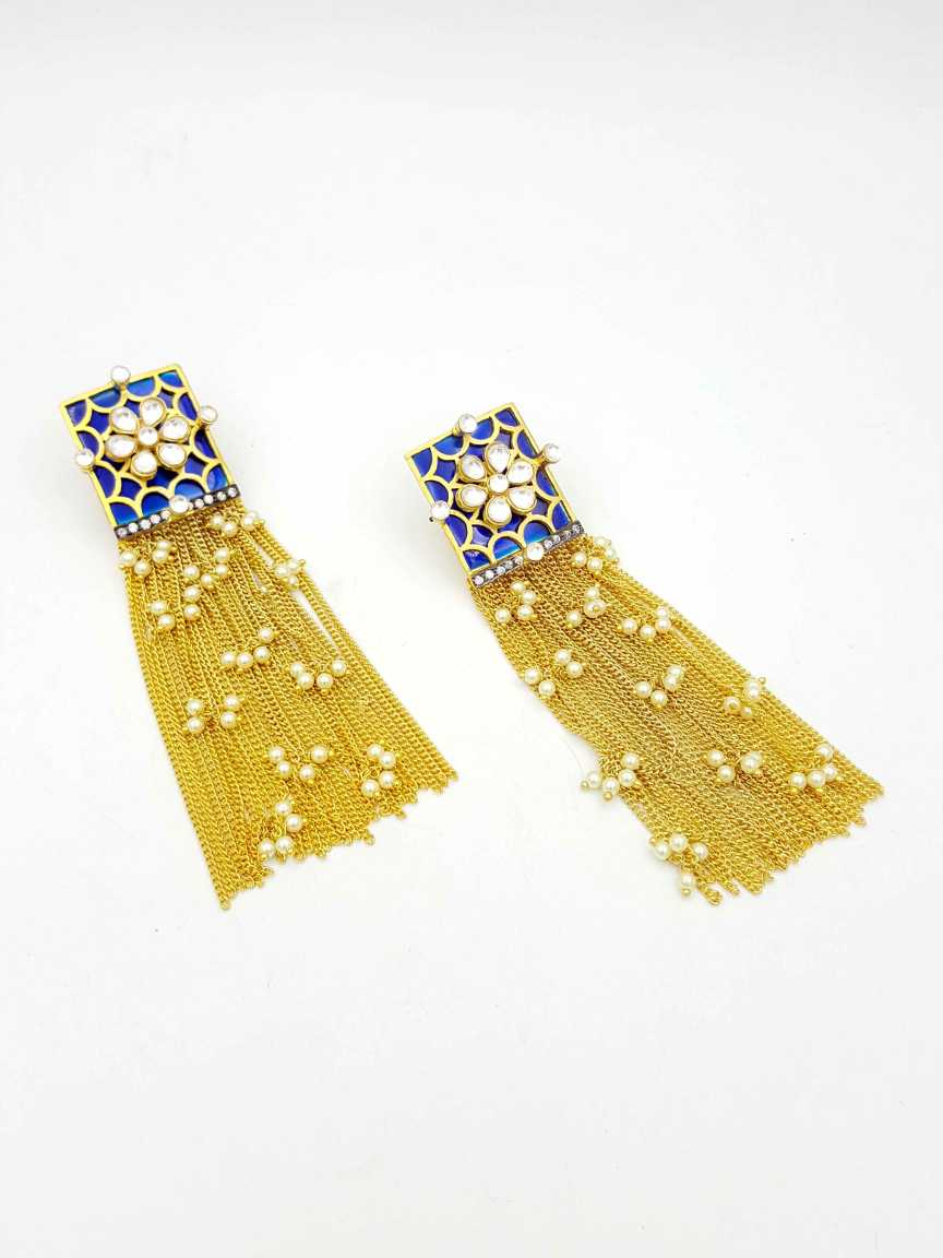 EARRING in BOUTIQUE Style | Design - 18457