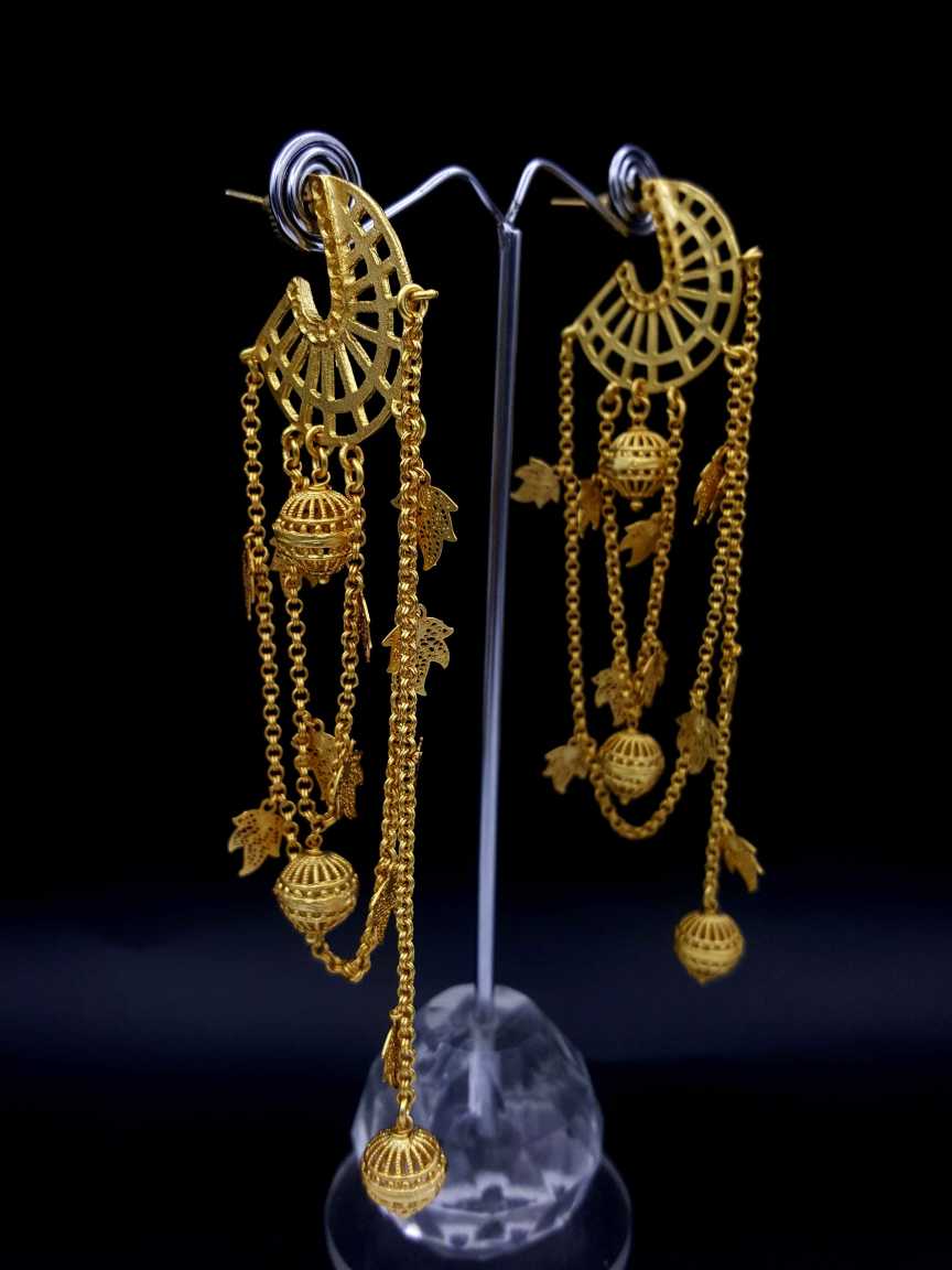boutique-earring-ERBQ18564GDGT