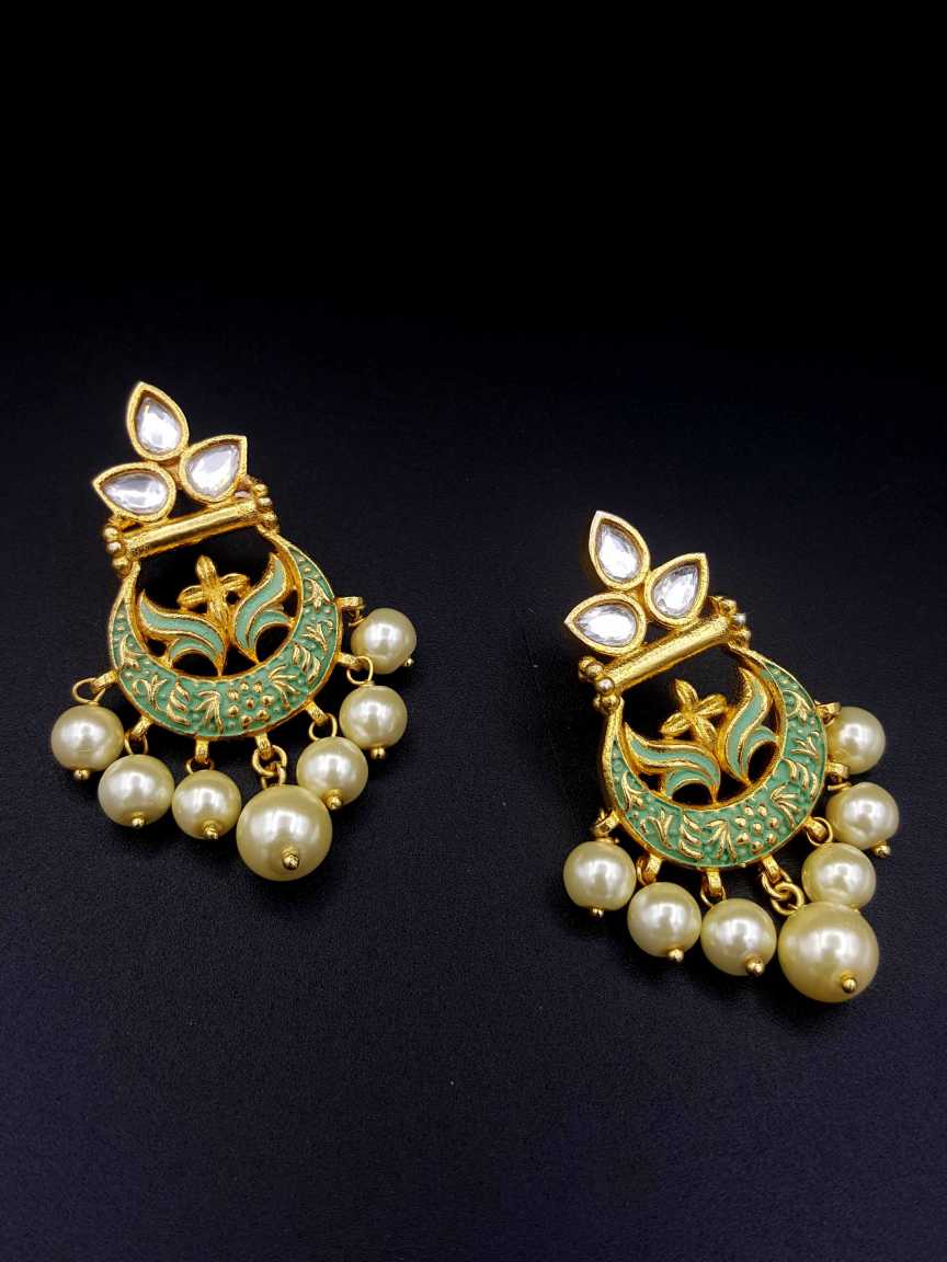 boutique-earring-ERBQ18581GMHG