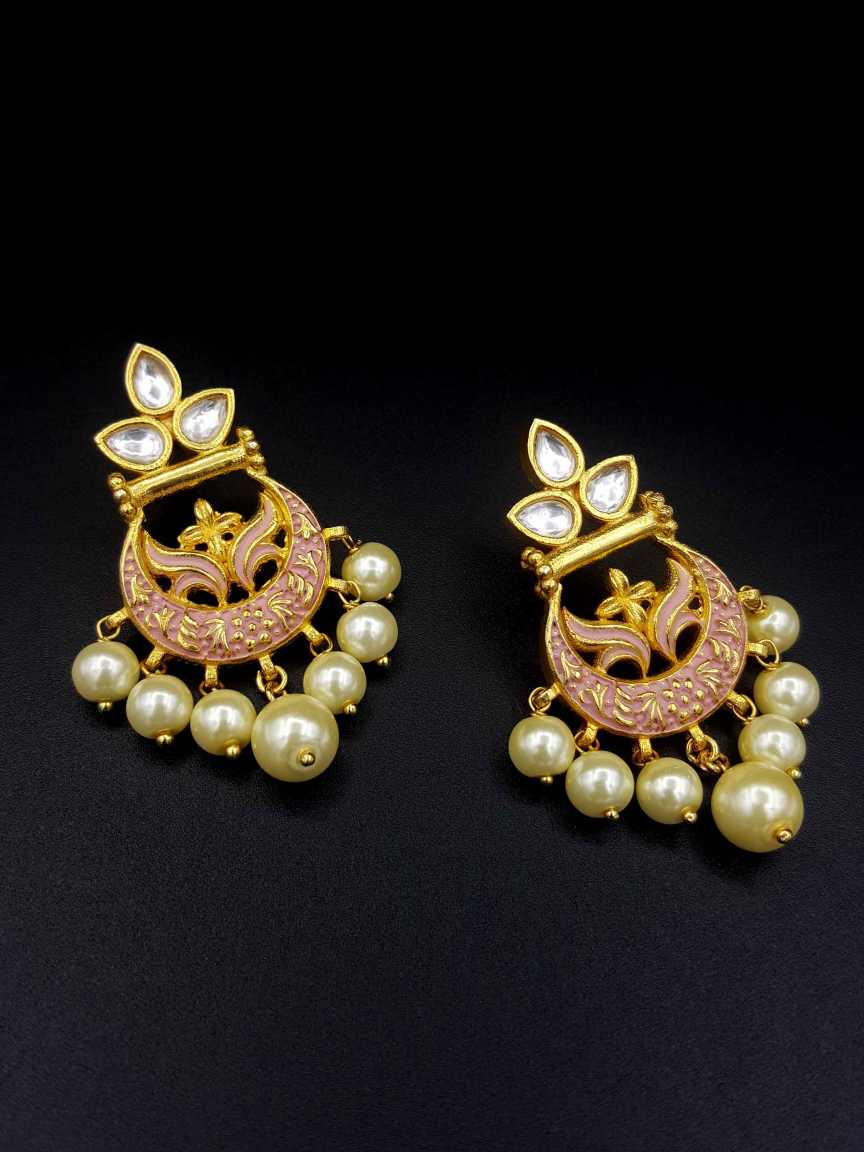 boutique-earring-ERBQ18581PKHG