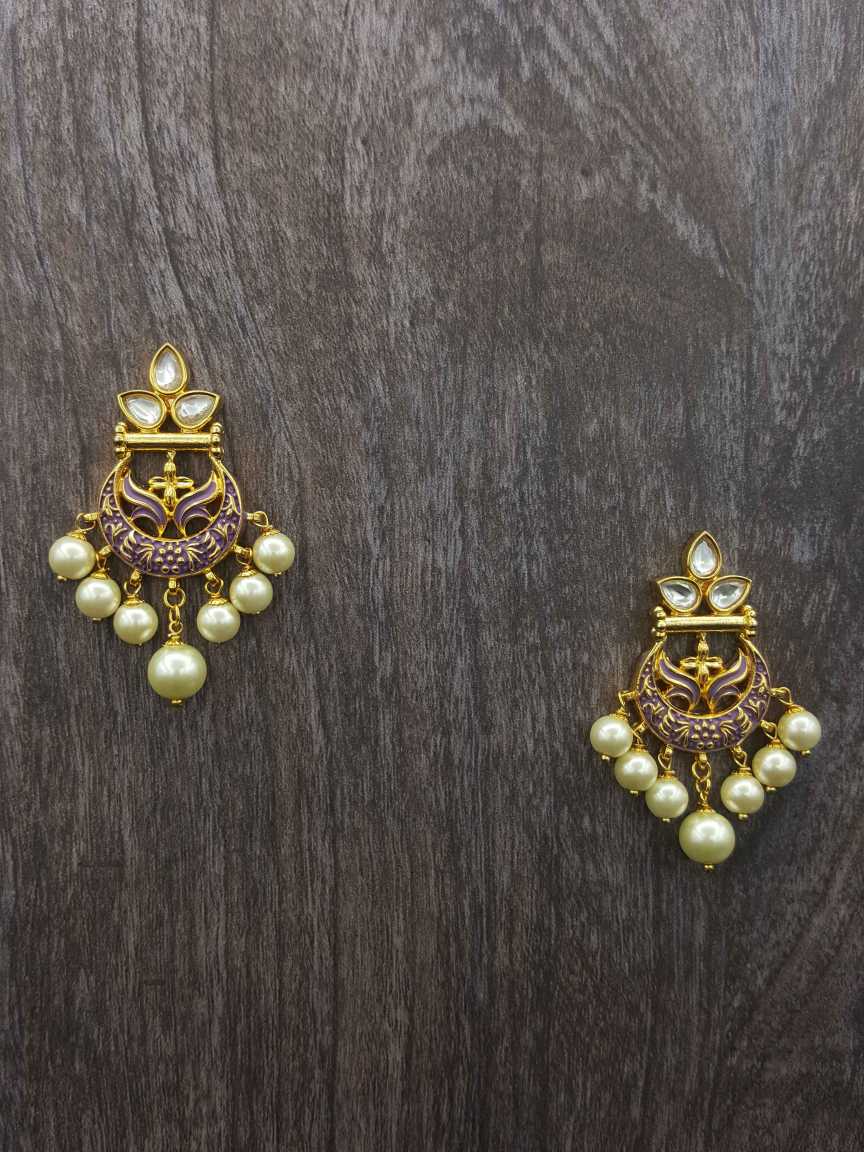 EARRING in BOUTIQUE Style | Design - 18581