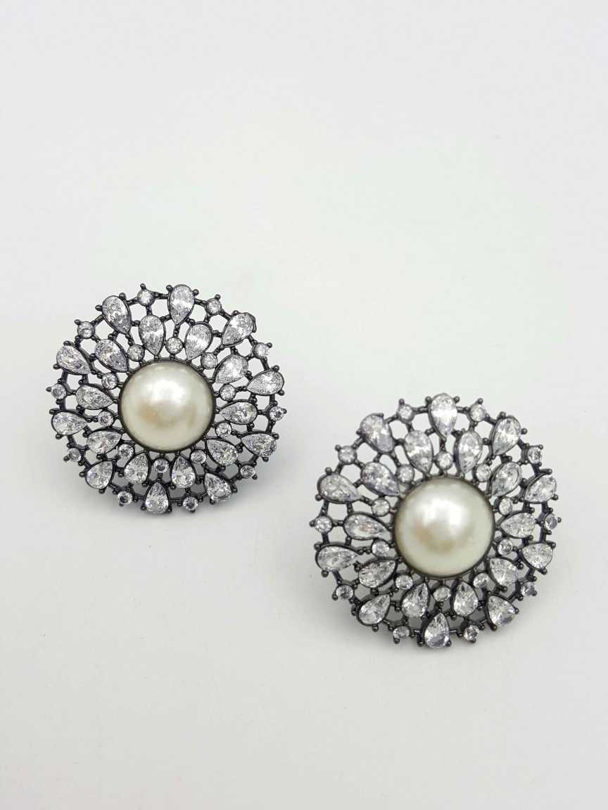 boutique-earring-ERBQ18586CLBD