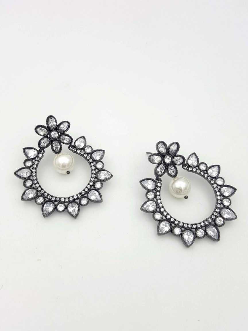 boutique-earring-ERBQ18587CLBD