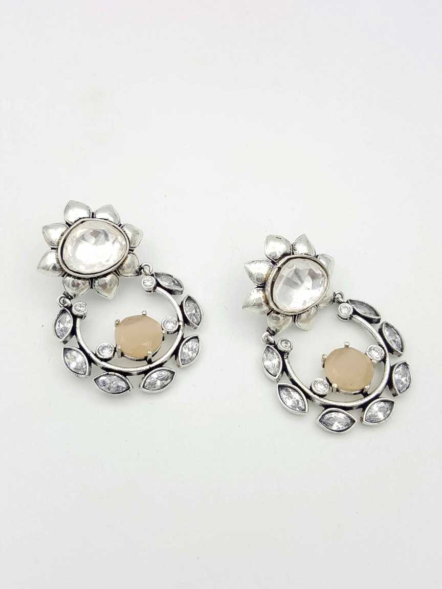 EARRING in BOUTIQUE Style | Design - 18594
