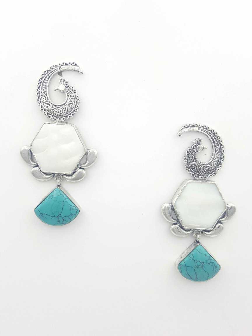 boutique-earring-ERBQ18979TQRH