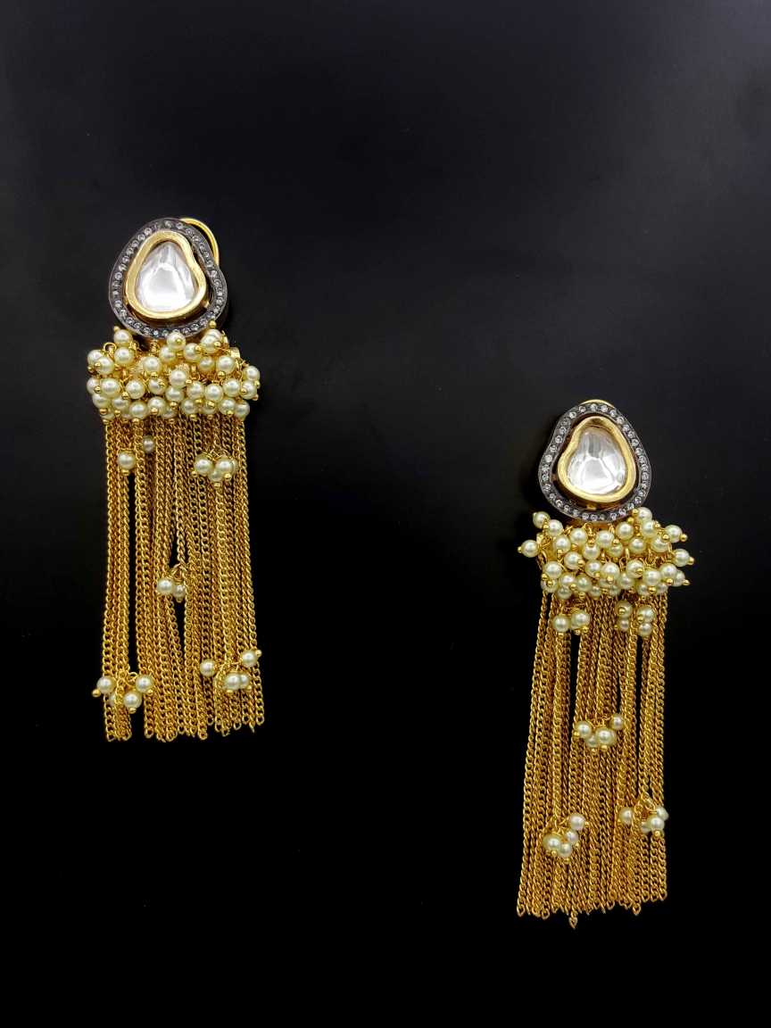 EARRING in BOUTIQUE Style | Design - 19161