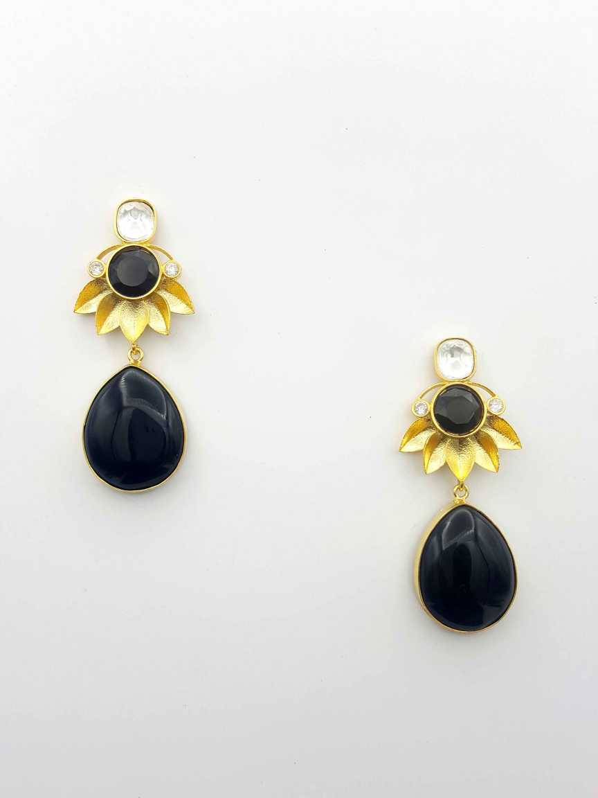 boutique-earring-ERBQ19178BKHG