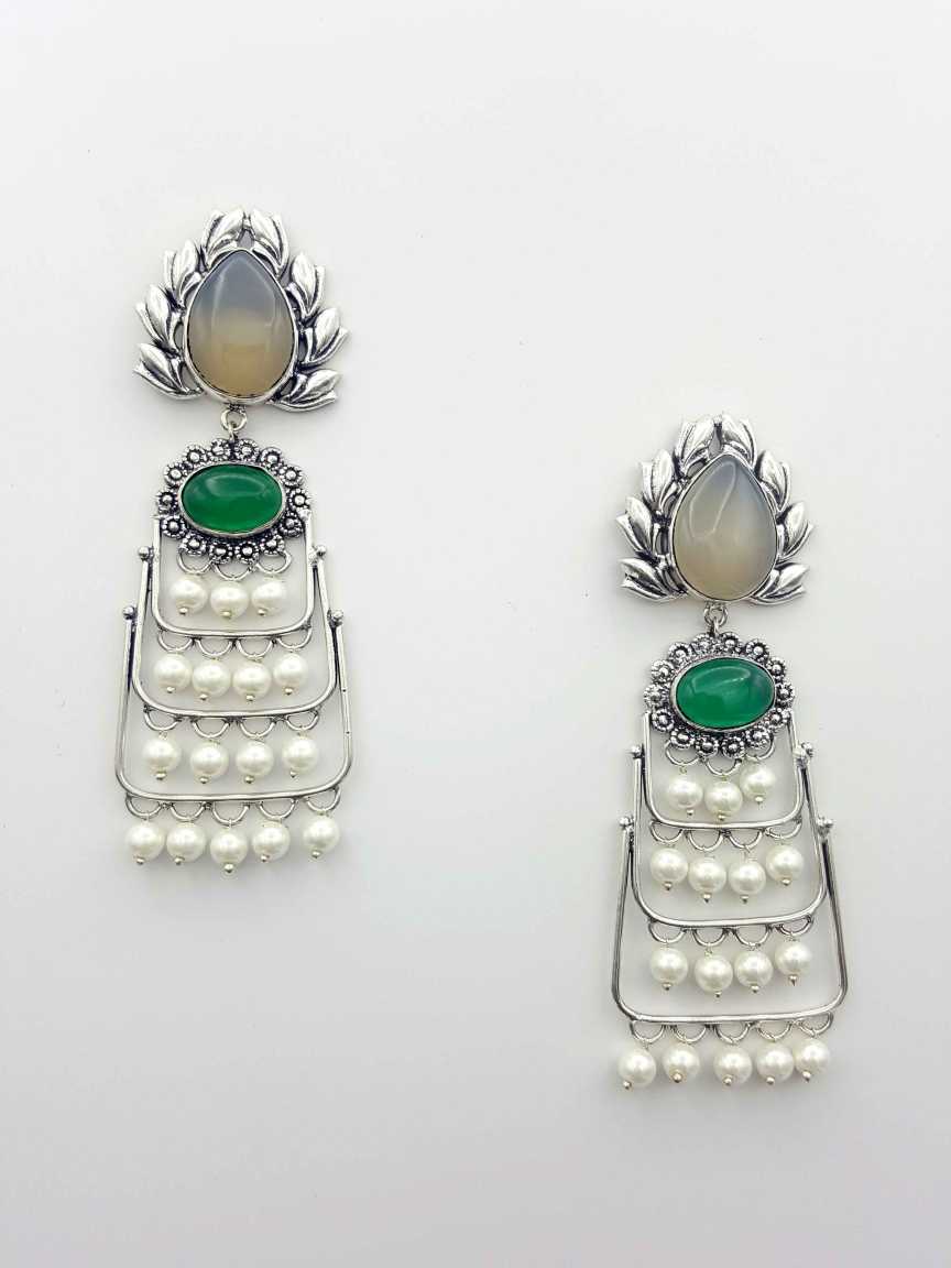 boutique-earring-ERBQ19179WHEMRH