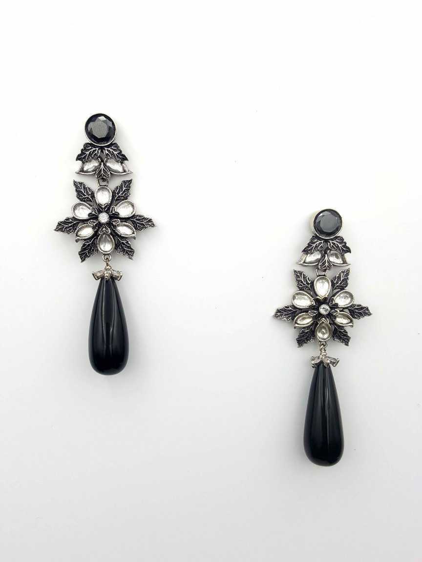 EARRING in BOUTIQUE Style | Design - 19371