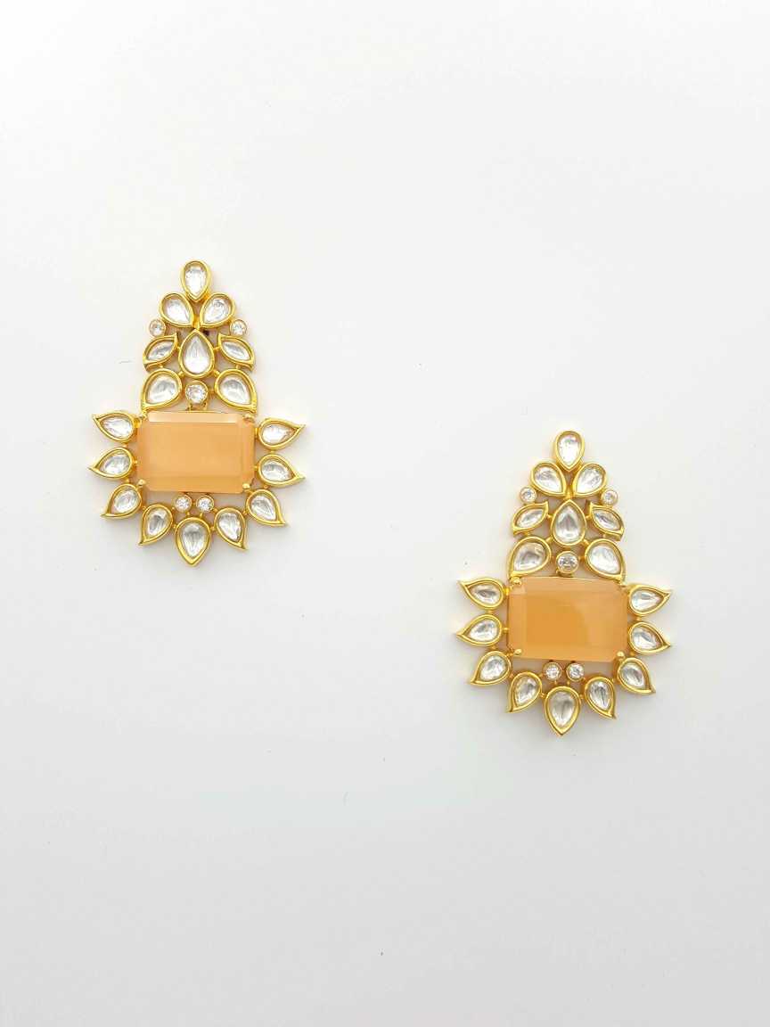 EARRING in BOUTIQUE Style | Design - 19610
