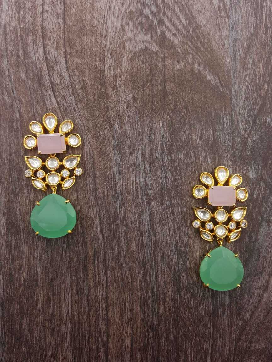 EARRING in BOUTIQUE Style | Design - 19709