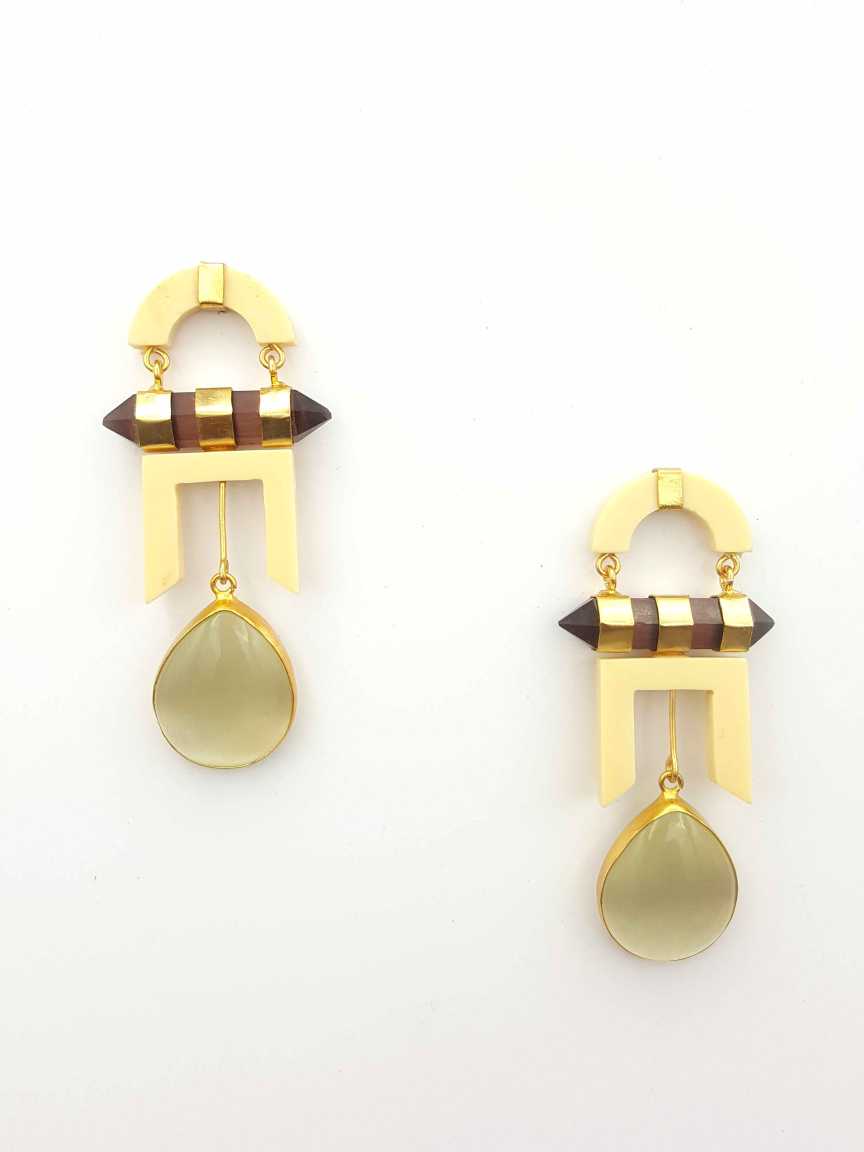 boutique-earring-ERBQ19927PRWHHG