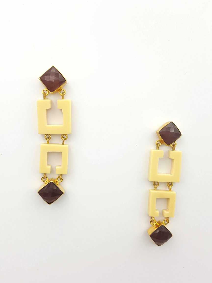 boutique-earring-ERBQ19929PRWHHG