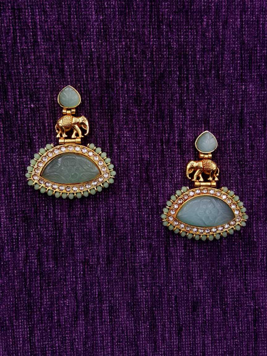 boutique-earring-ERBQ20043GMGE