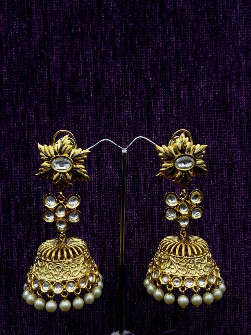EARRING in BOUTIQUE Style | Design - 20048