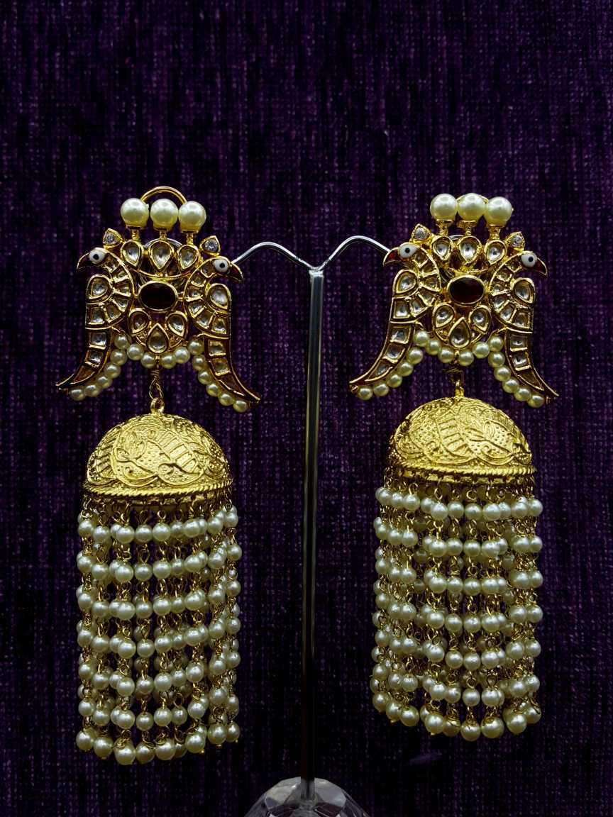 EARRING in BOUTIQUE Style | Design - 20049