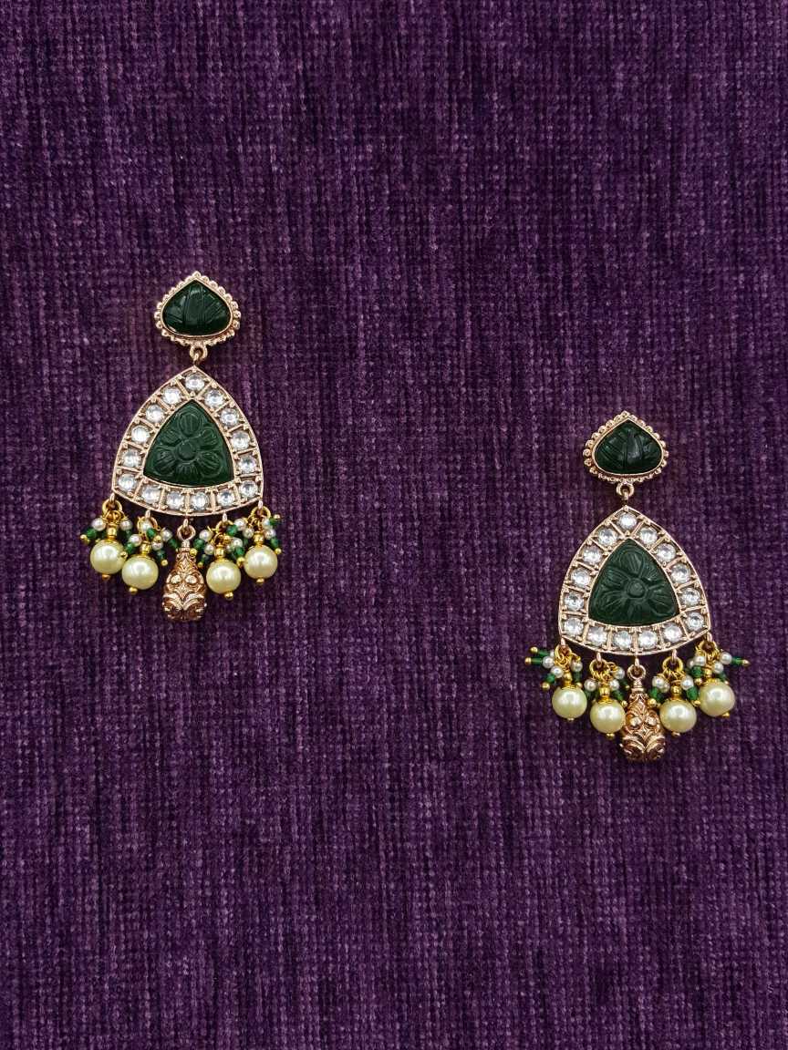boutique-earring-ERBQ20090EMGR