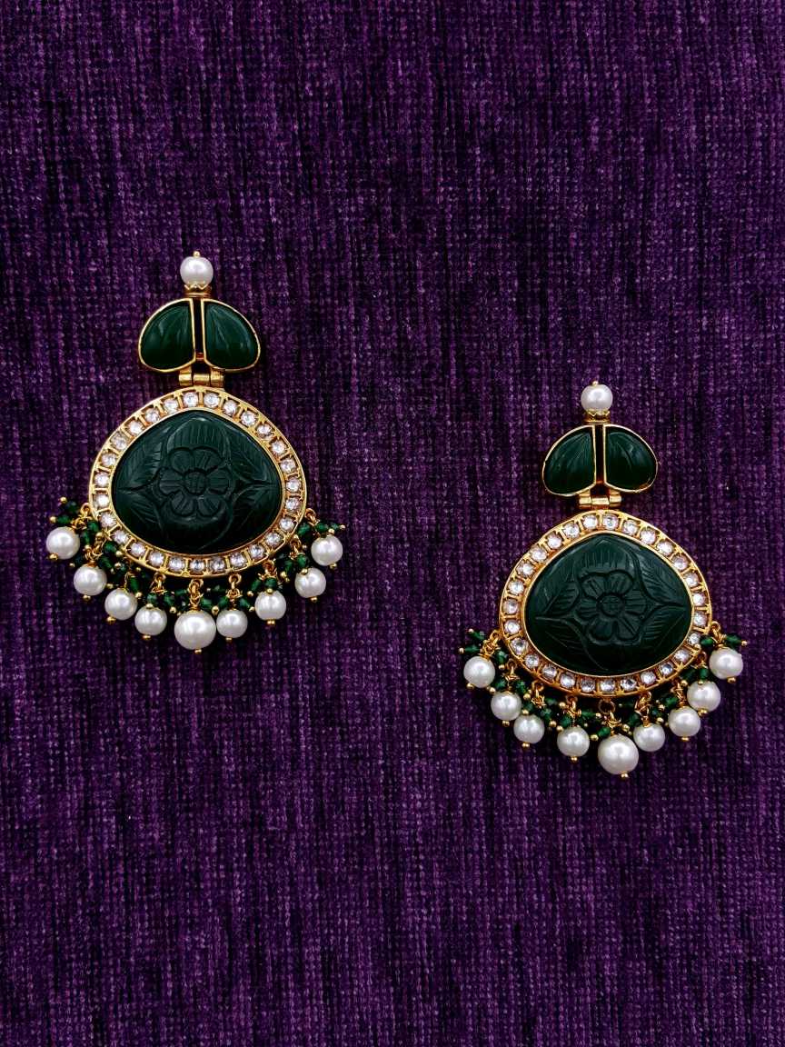 EARRING in BOUTIQUE Style | Design - 20107