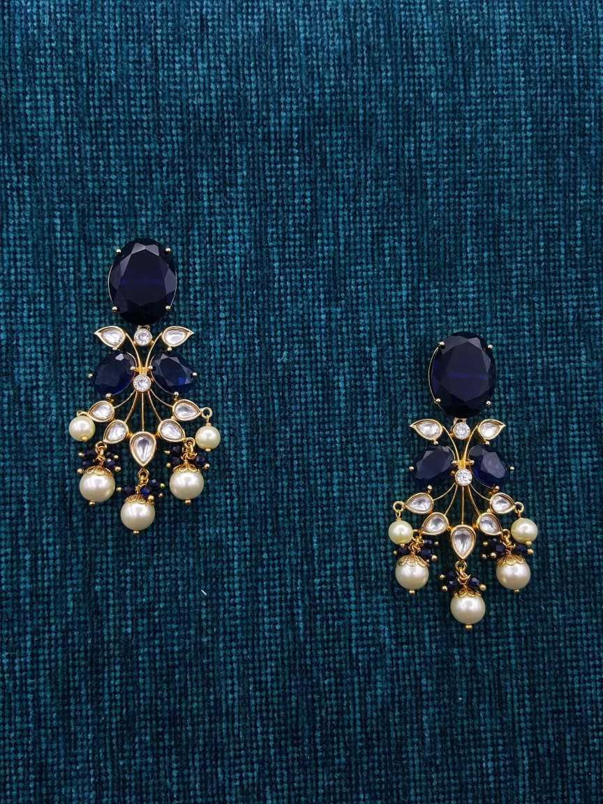 EARRING in BOUTIQUE Style | Design - 20161