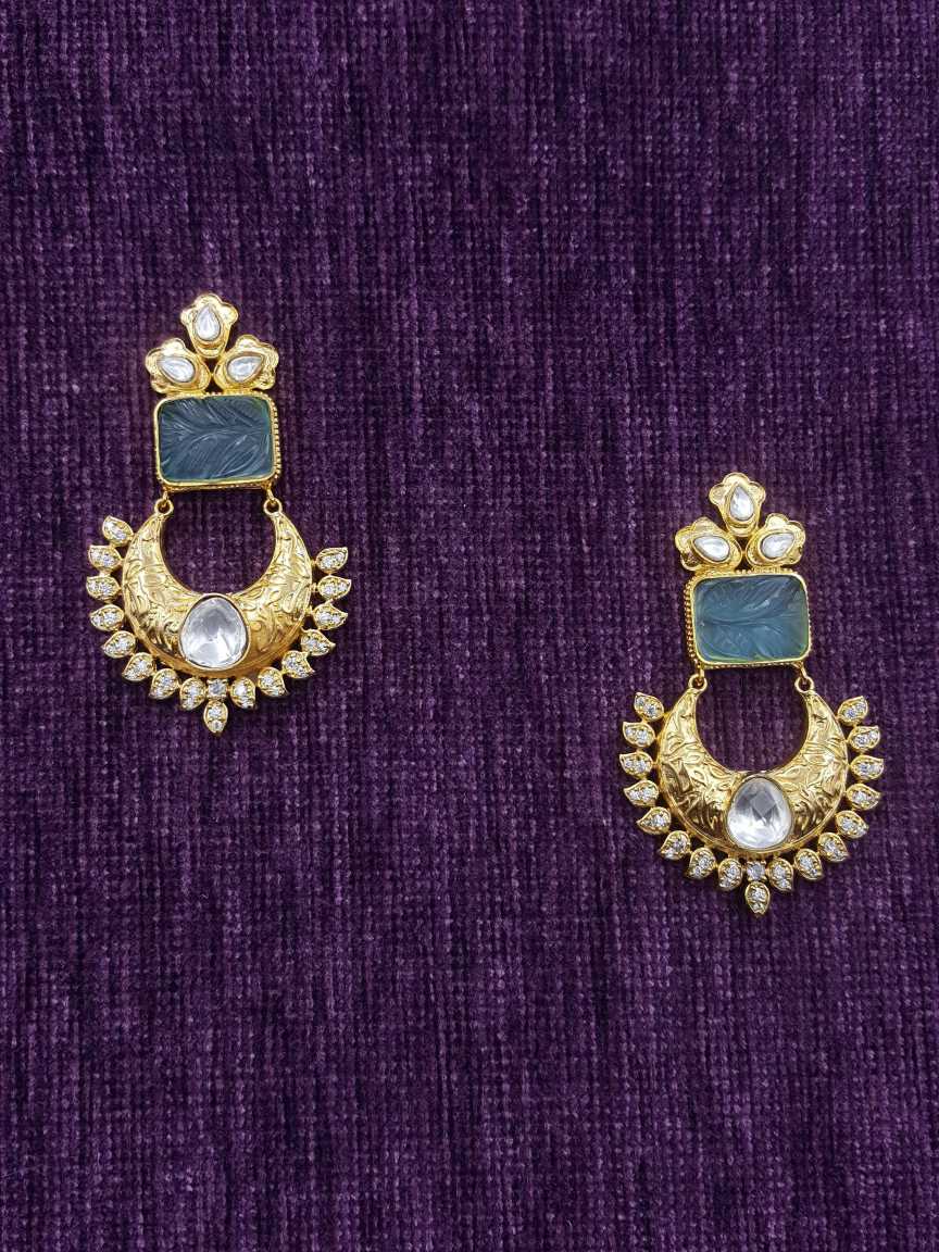 EARRING in BOUTIQUE Style | Design - 20169