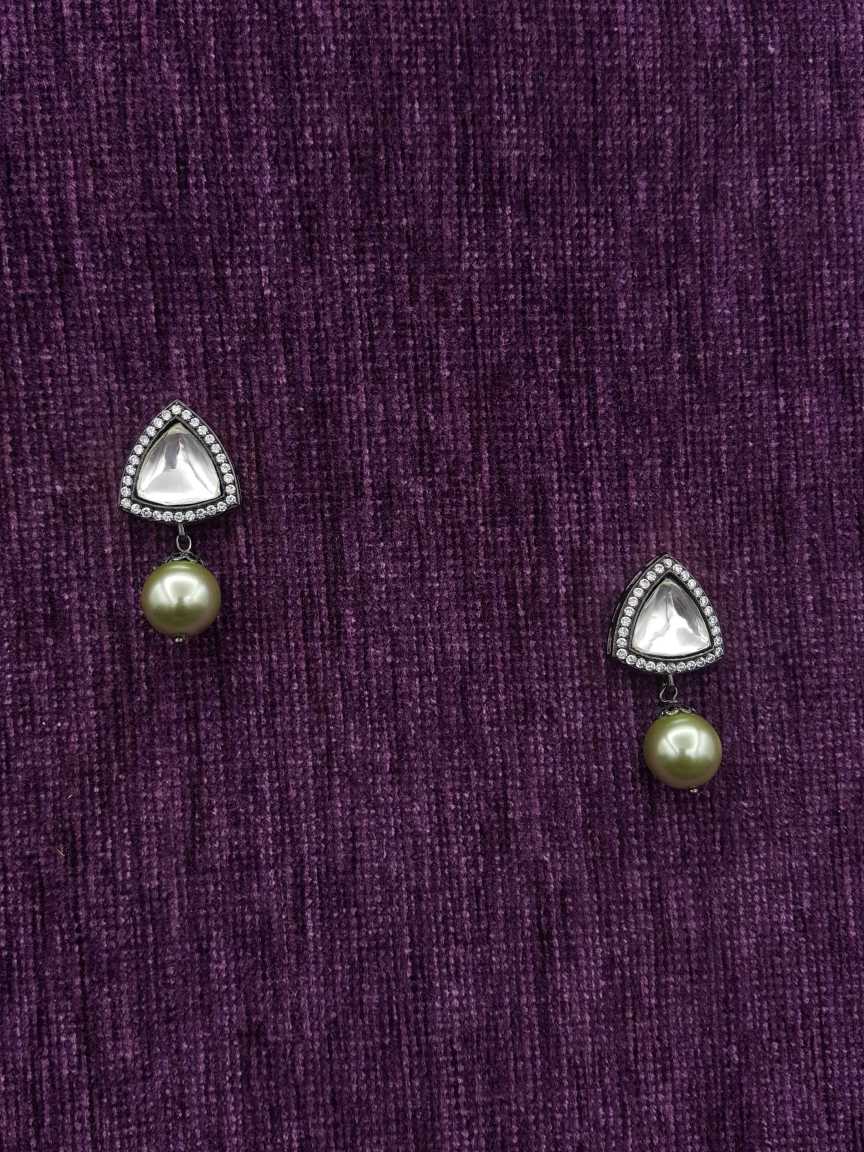 boutique-earring-ERBQ20218GNBD