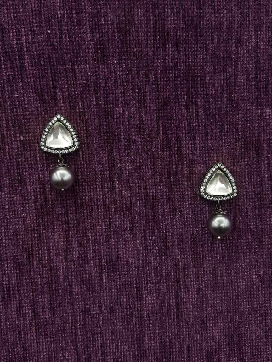 boutique-earring-ERBQ20218GYBD