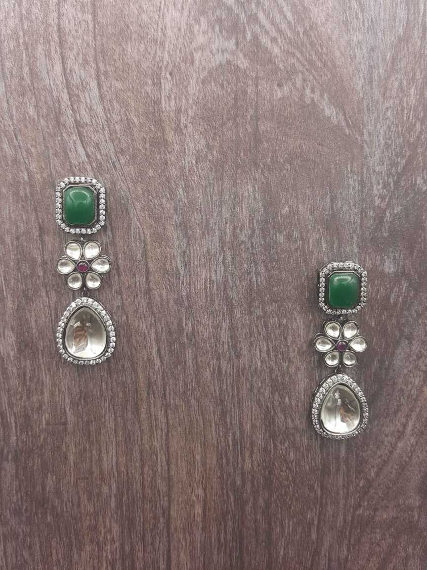 boutique-earring-ERBQ20240GNRNBD