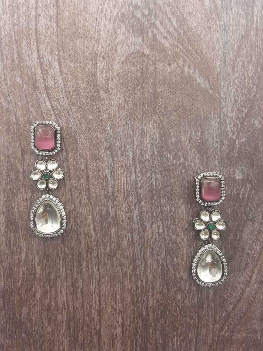 boutique-earring-ERBQ20240PKRNBD