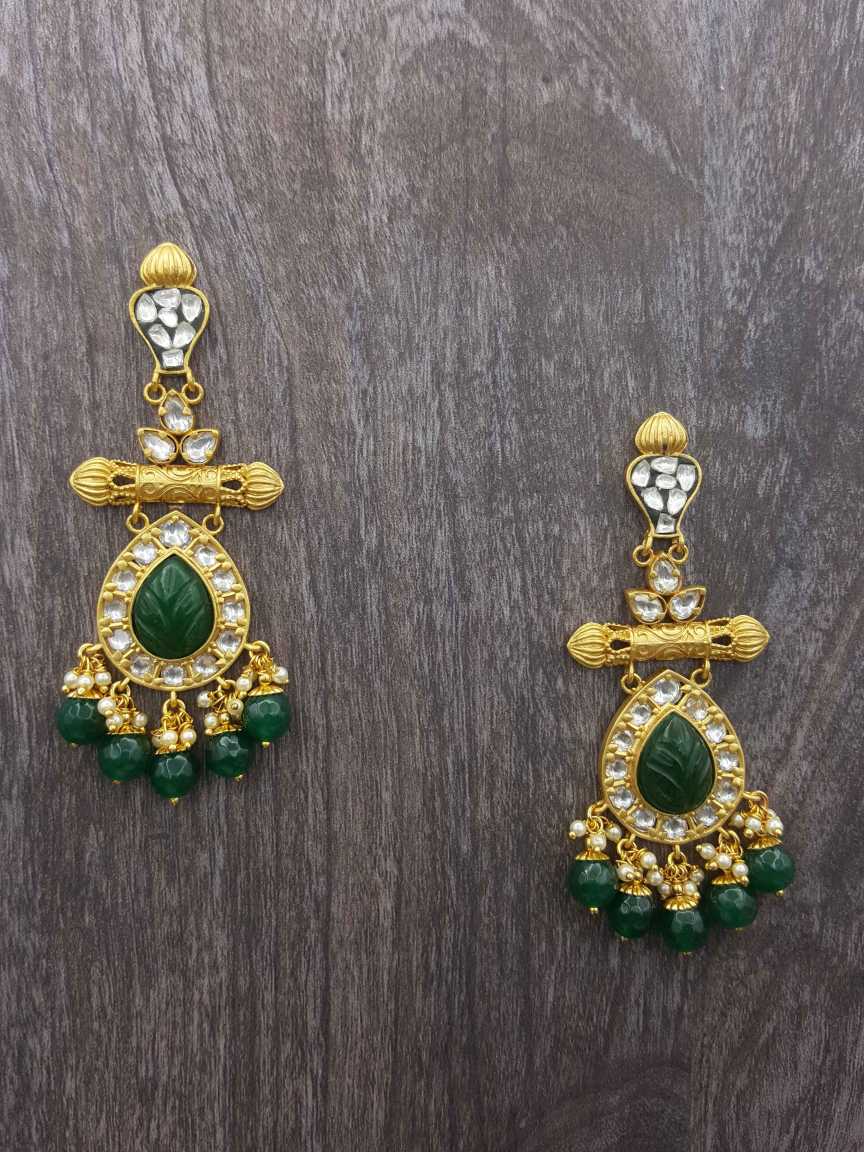 boutique-earring-ERBQ20318EMGT