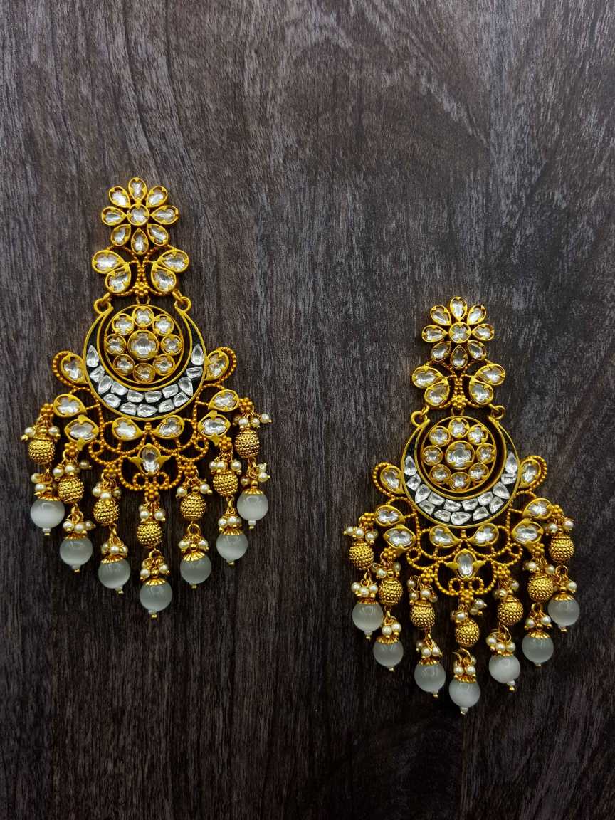 boutique-earring-ERBQ20363WHGT