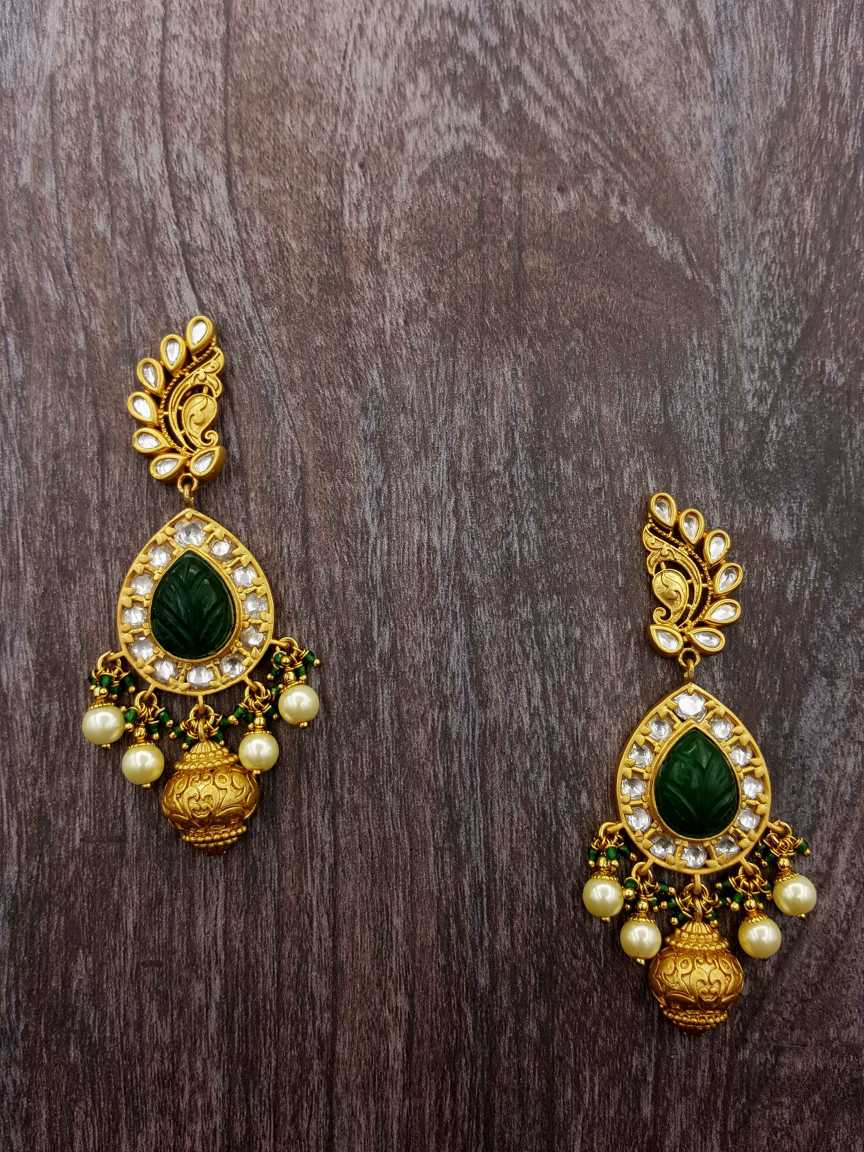boutique-earring-ERBQ20372GNGT