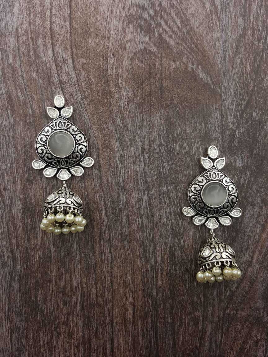 boutique-earring-ERBQ20460WHRH