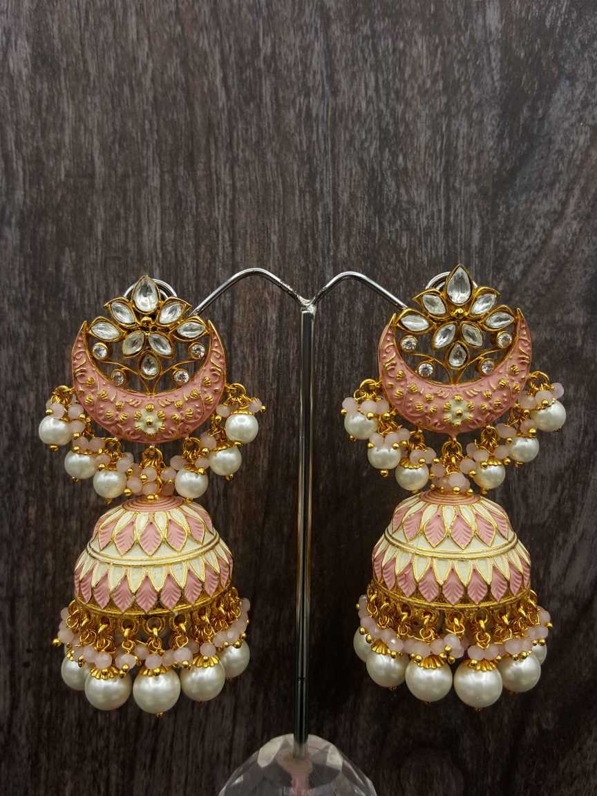 boutique-earring-ERBQ20517PKWHHG