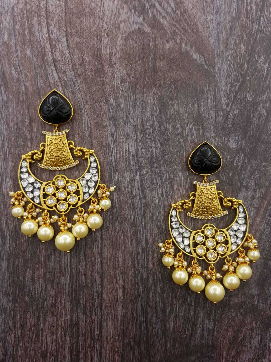 boutique-earring-ERBQ20523BKGT