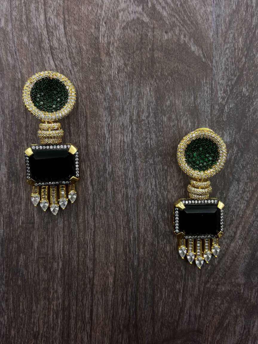 boutique-earring-ERBQ20543BKGNBD