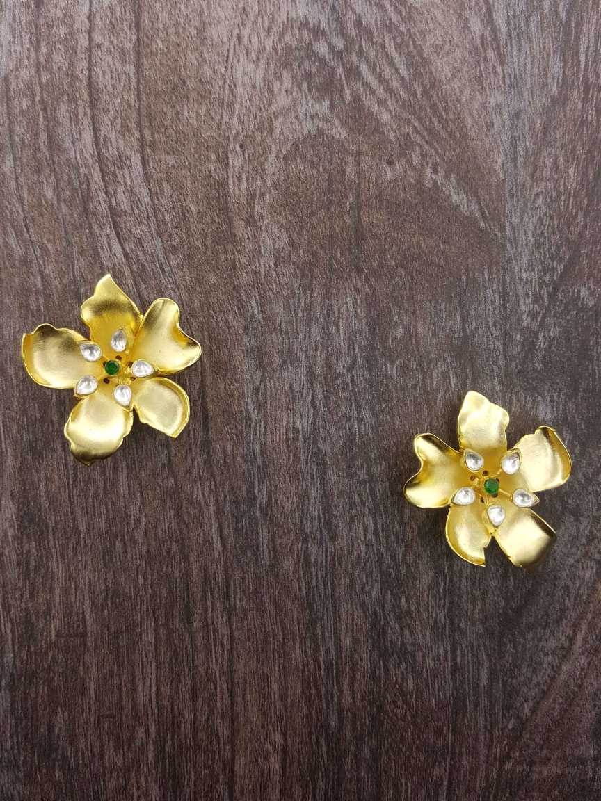 EARRING in BOUTIQUE Style | Design - 20544