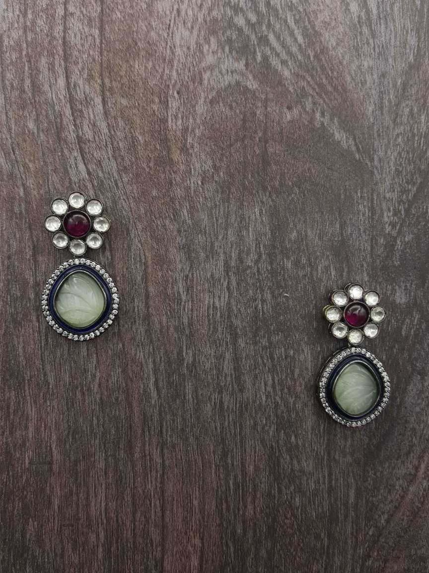 boutique-earring-ERBQ20569CLWHBD