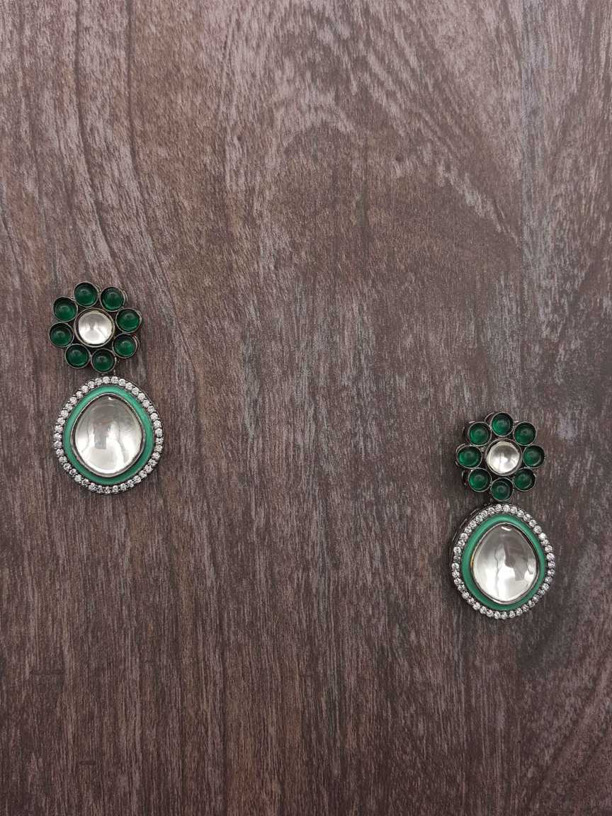 boutique-earring-ERBQ20569GNCLBD