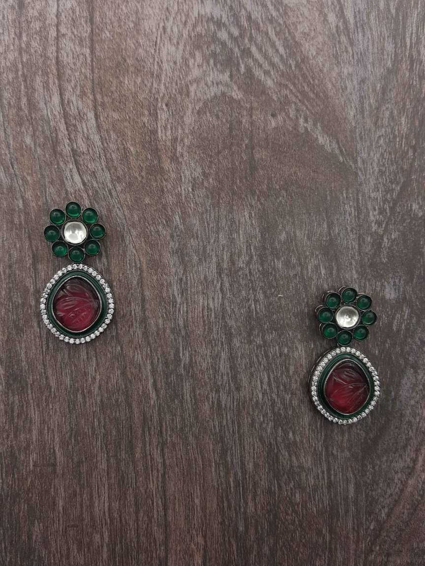 EARRING in BOUTIQUE Style | Design - 20569